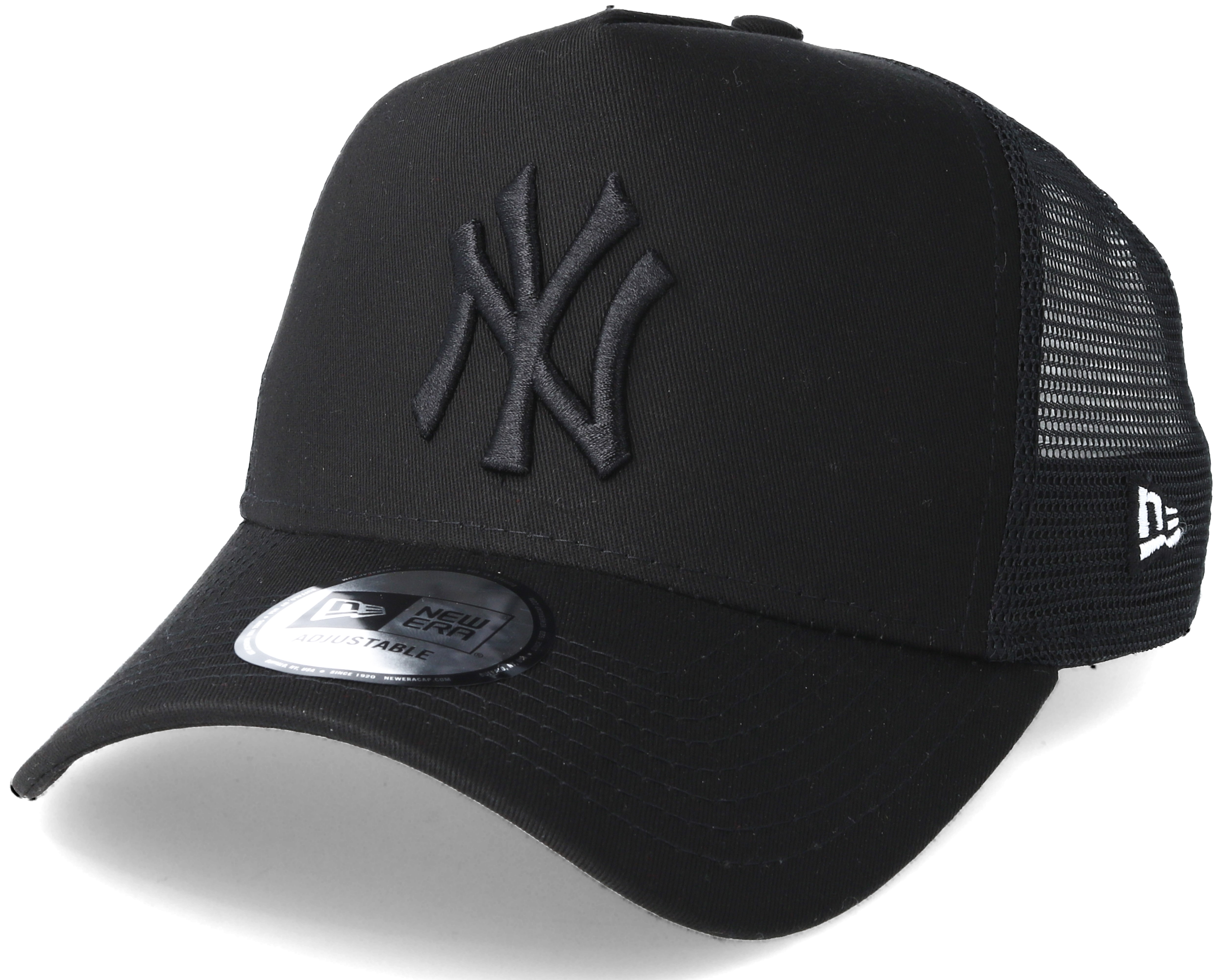 New York Yankees League Essential Trucker Black Adjustable - New Era caps | Hatstore.co.uk