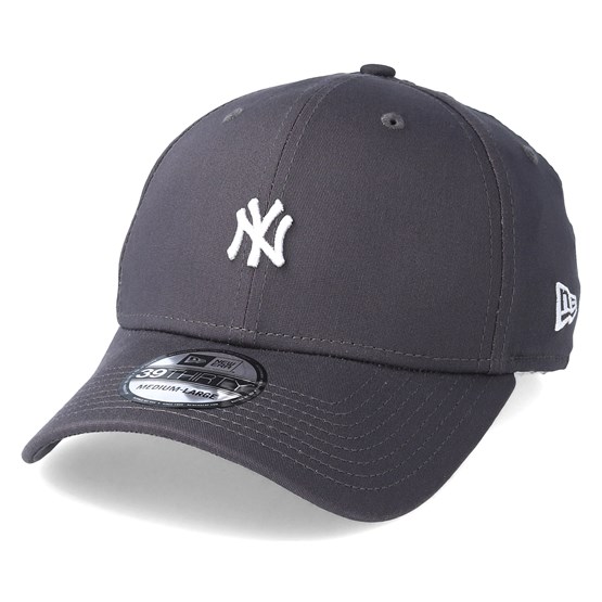 yankees mini logo hat