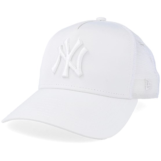 New York Yankees Satin 9Forty White Trucker - New Era caps ...