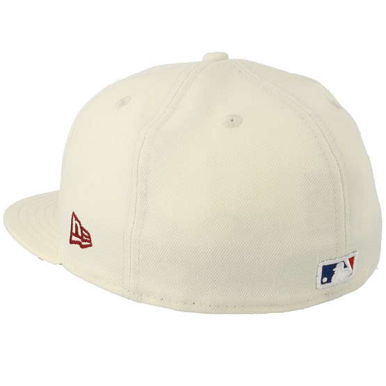 white fitted boston red sox hat