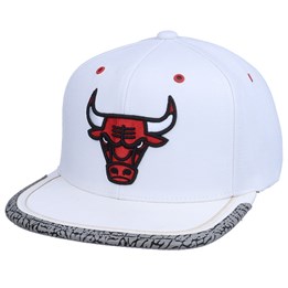White chicago bulls beanie Clearance
