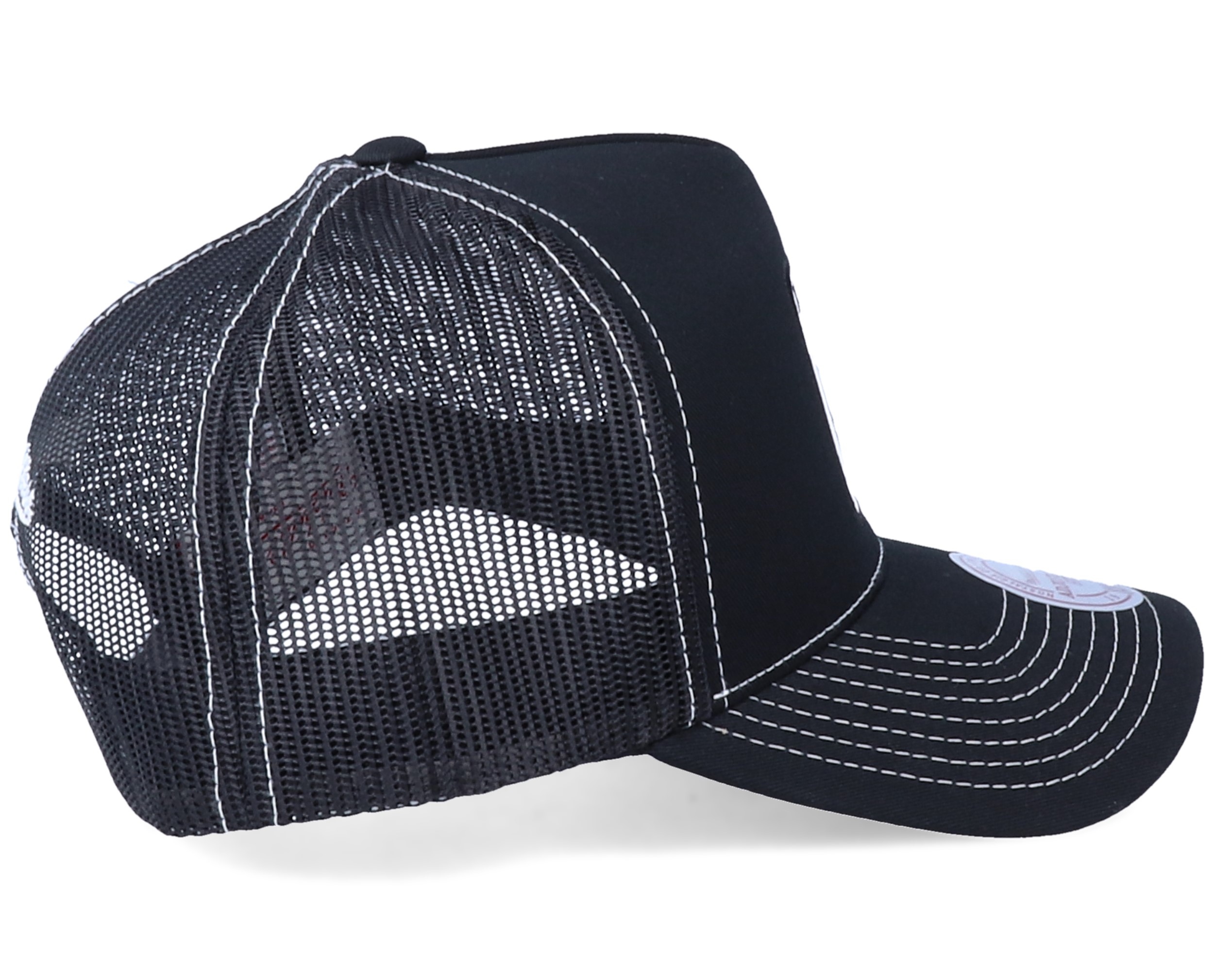 Hatstore Exclusive Brooklyn Nets Big Patch - Mitchell & Ness caps - Hatstoreworld.com