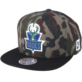 Milwaukee Bucks Flannel Camo/Black 