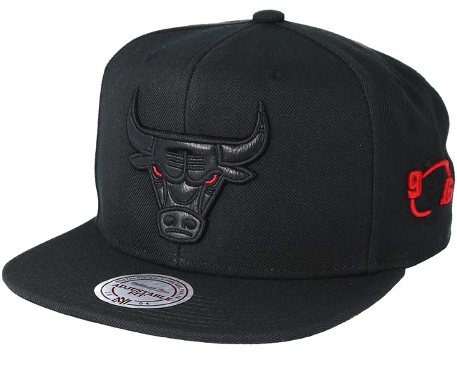 Chicago Bulls 7210 Black Snapback Mitchell & Ness caps Hatstore.co.uk